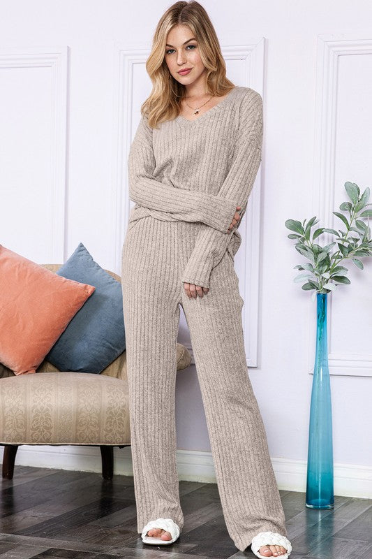 Slouchy Beige ribbed knit loungewear set